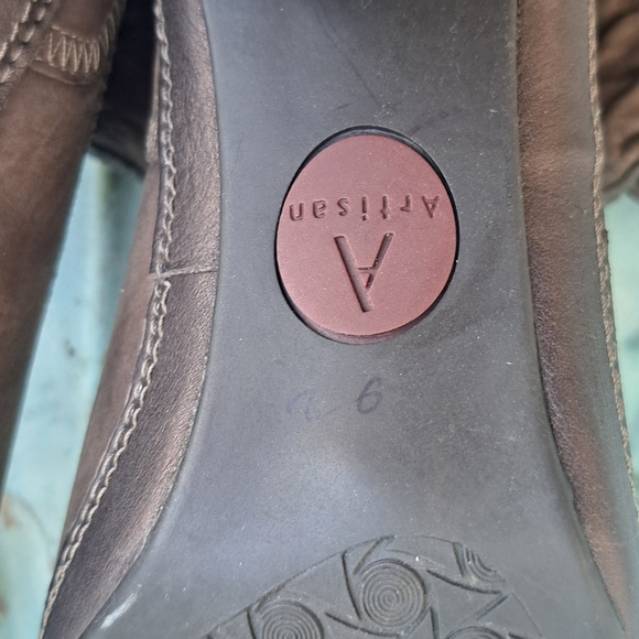 😃CLARKS ARTISAN LEATHER BOOTS NWOT - Picture 10 of 11